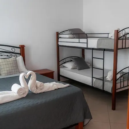 Kapahi Seaview Hotel Apartments Potos Exterior photo