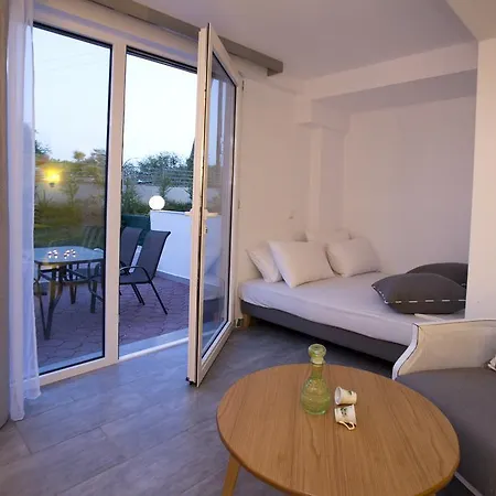Kapahi Seaview Hotel Apartments Potos Exterior photo