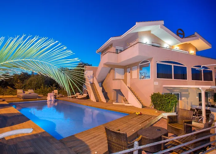 Kapahi Seaview Hotel Apartments